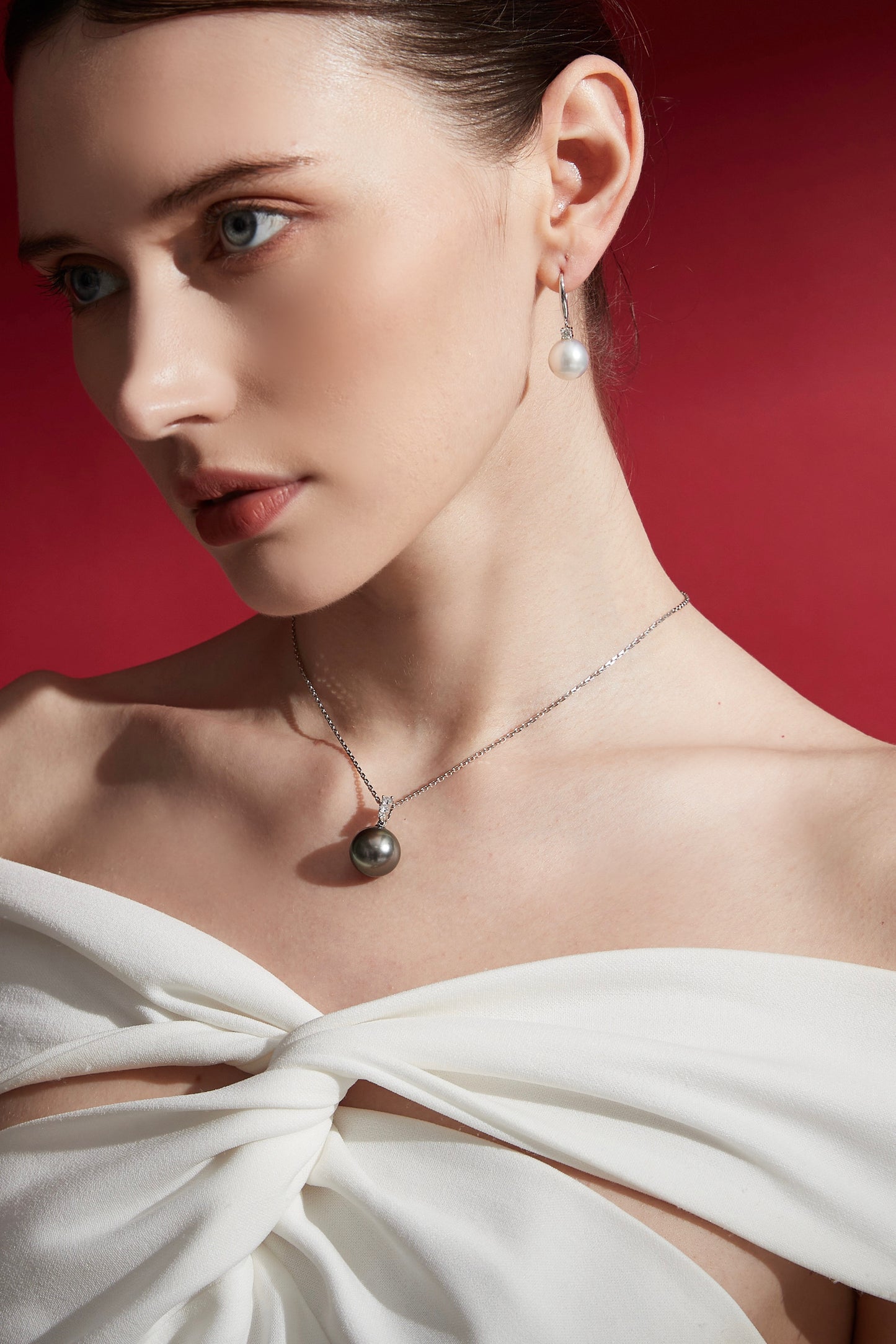 Tahitian Black Pearl Diamond Necklace
