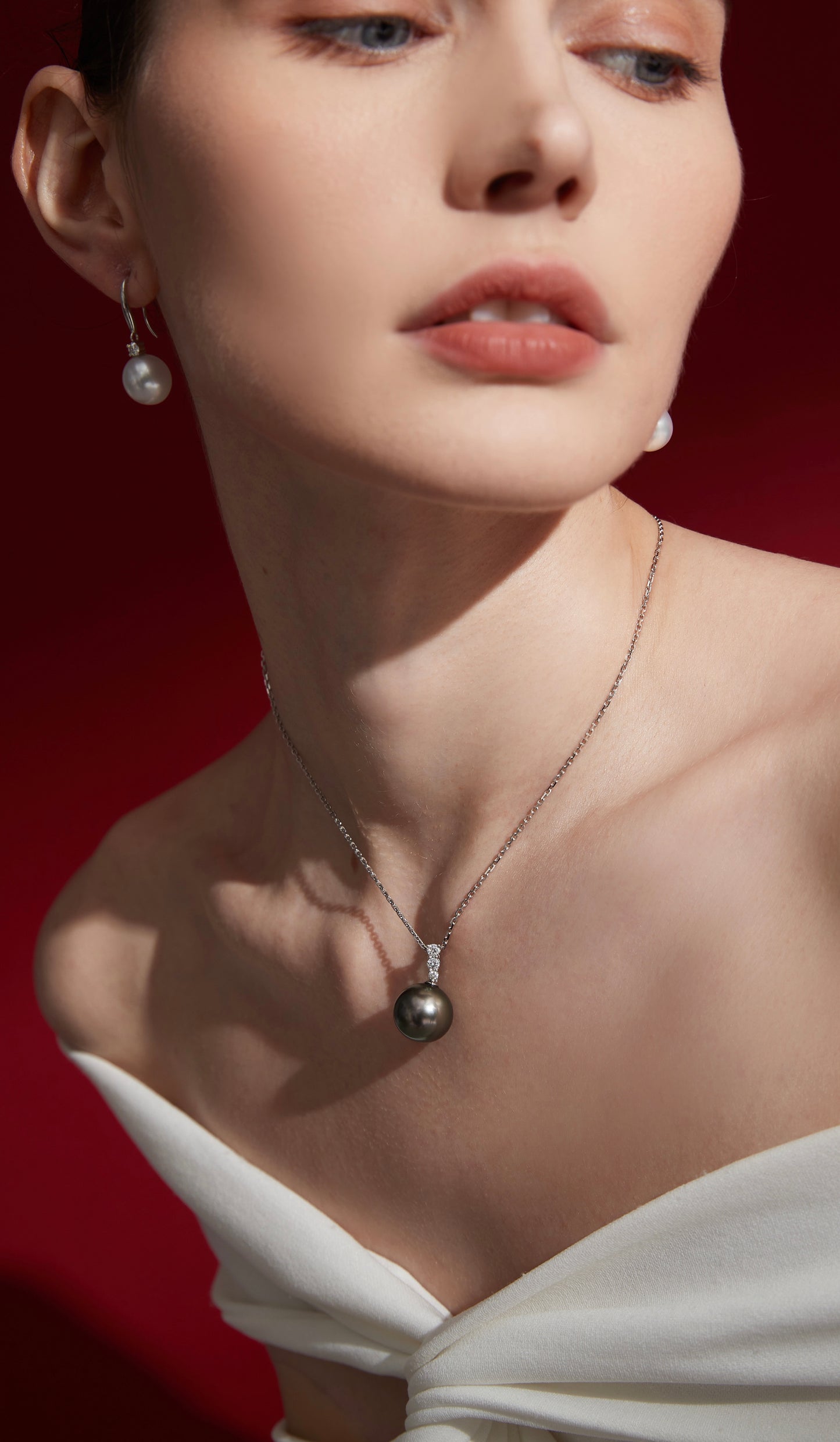 Tahitian Black Pearl Diamond Necklace