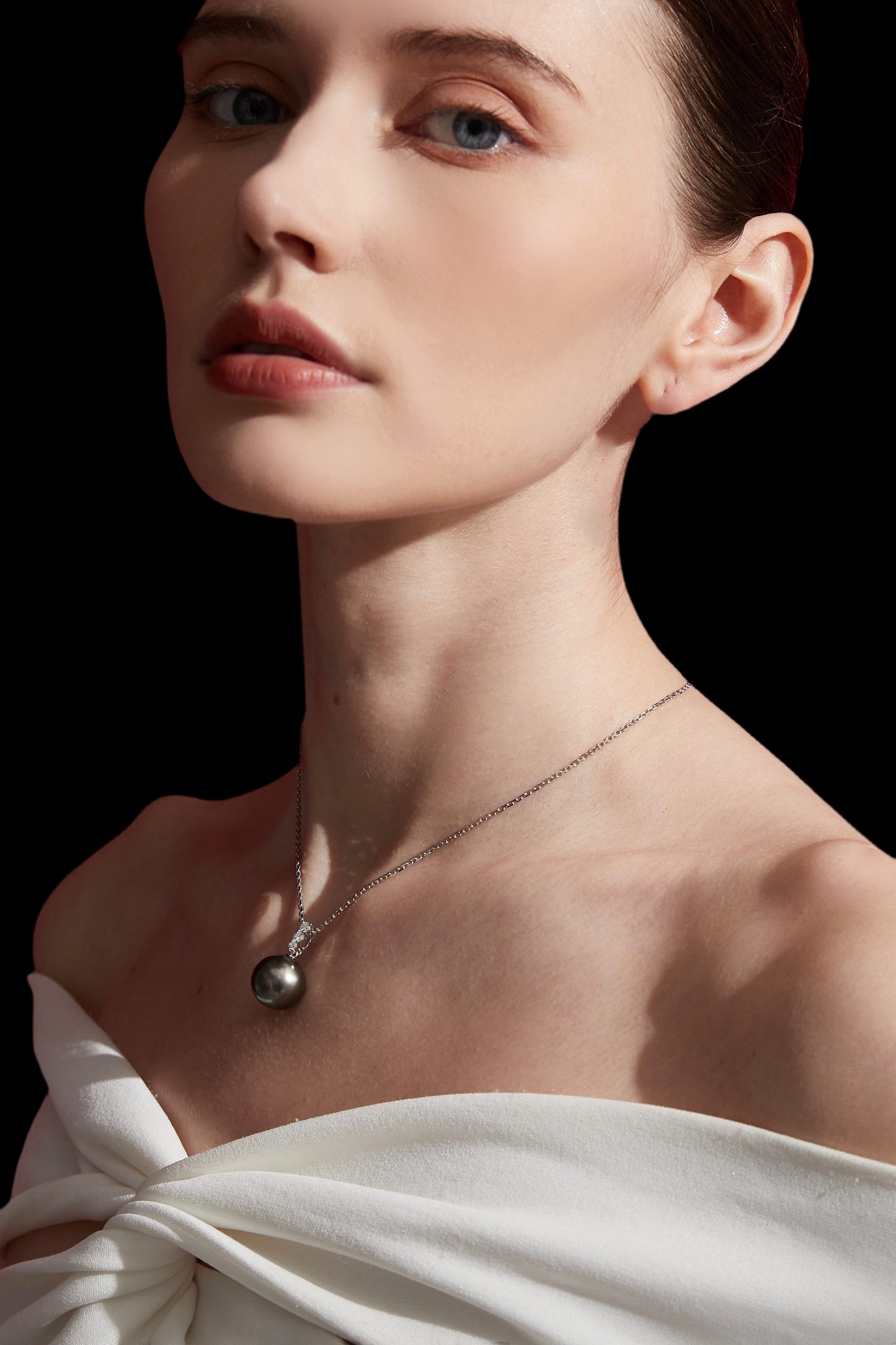 Tahitian Black Pearl Diamond Necklace