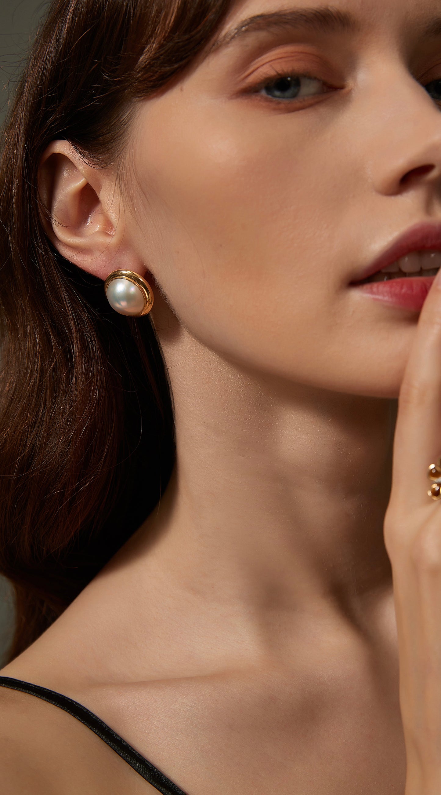 Japanese Mabe Pearl Yellow Gold Earrings