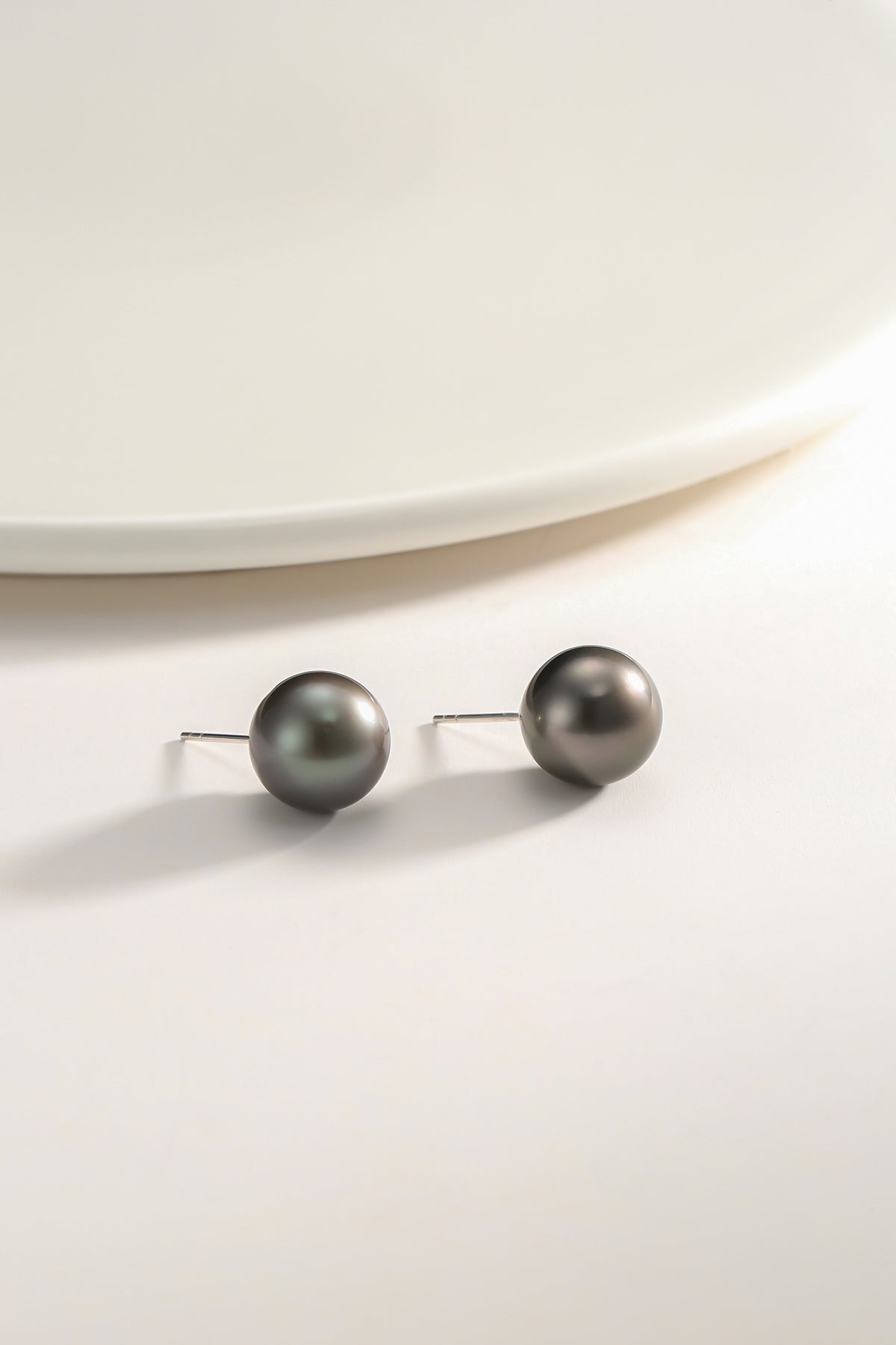 Tahitian Black Pearl Earrings